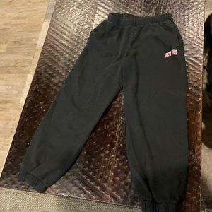Brandy Melville Rosa (New York) Black Sweatpants
